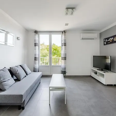 Le Bosquet 1 Par Dodo-a-cassis *