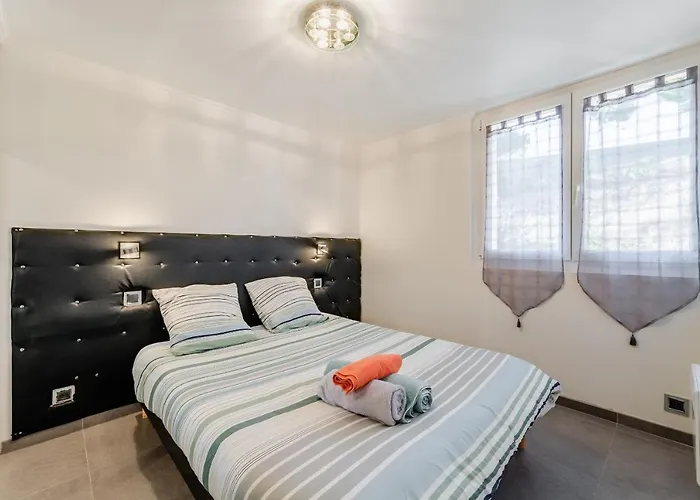 Le Bosquet 1 Par Dodo-a-cassis Appartement *